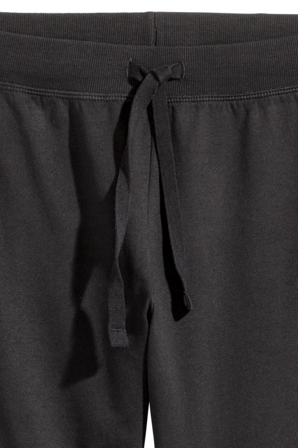 H&M - black sweat pants - Dresscodes